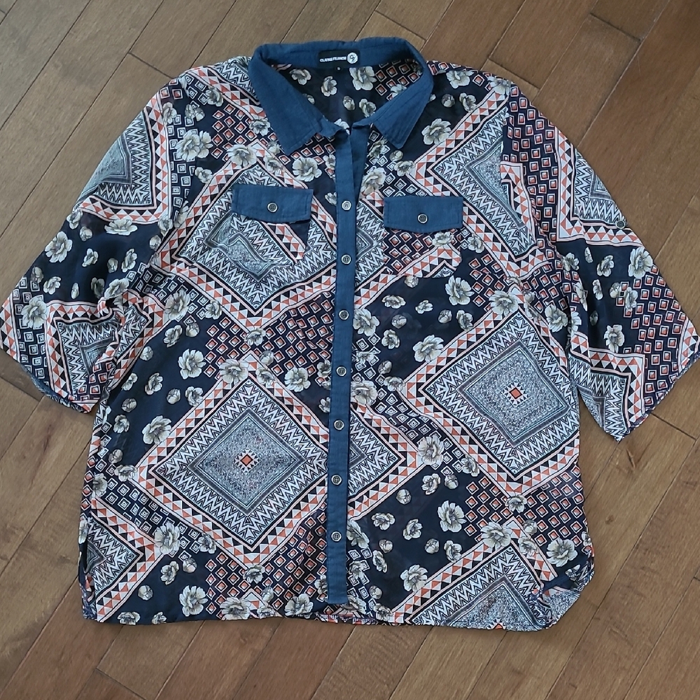 Claire France Sheer Patterned Button-Up Blouse Size 16